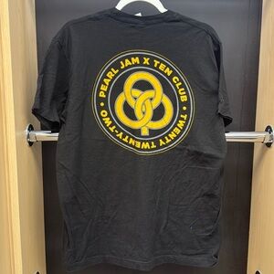 PEARL JAM TEN CLUB 2022 SHIRT SIZE Large